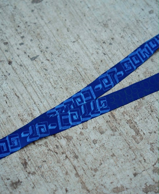 madexlacalle_lanyard_navy